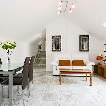 Weforyou Real Del Tivoli Two Rooms 贝纳尔马德纳 外观 照片
