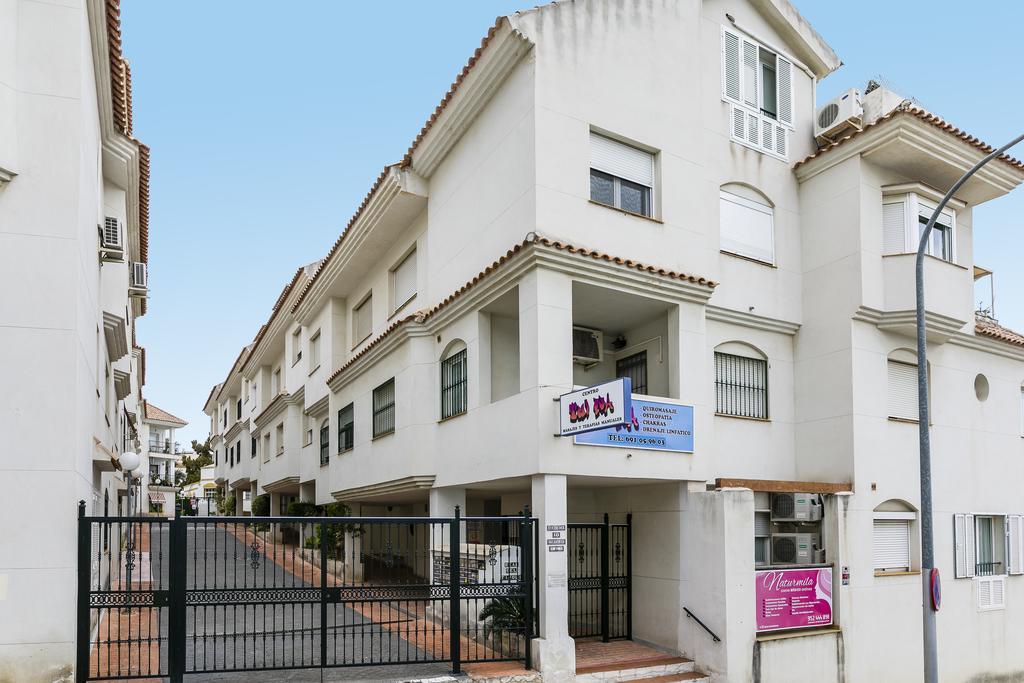 Weforyou Real Del Tivoli Two Rooms 贝纳尔马德纳 外观 照片